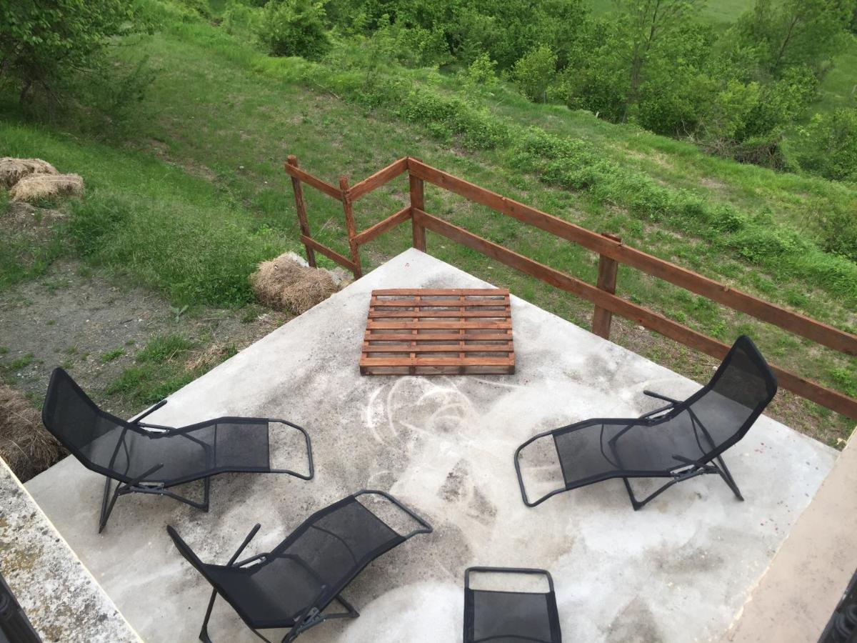 Residenza Cima Le Vigne Bed & Breakfast Millesimo Exterior photo