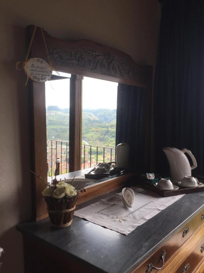 Residenza Cima Le Vigne Bed & Breakfast Millesimo Exterior photo