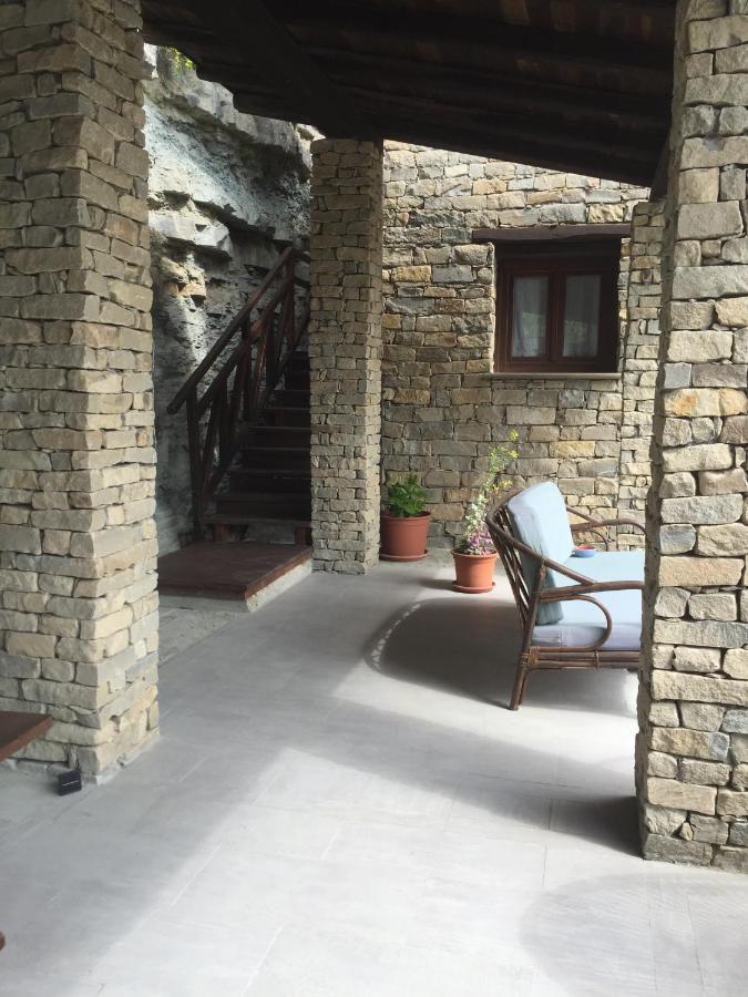 Residenza Cima Le Vigne Bed & Breakfast Millesimo Exterior photo