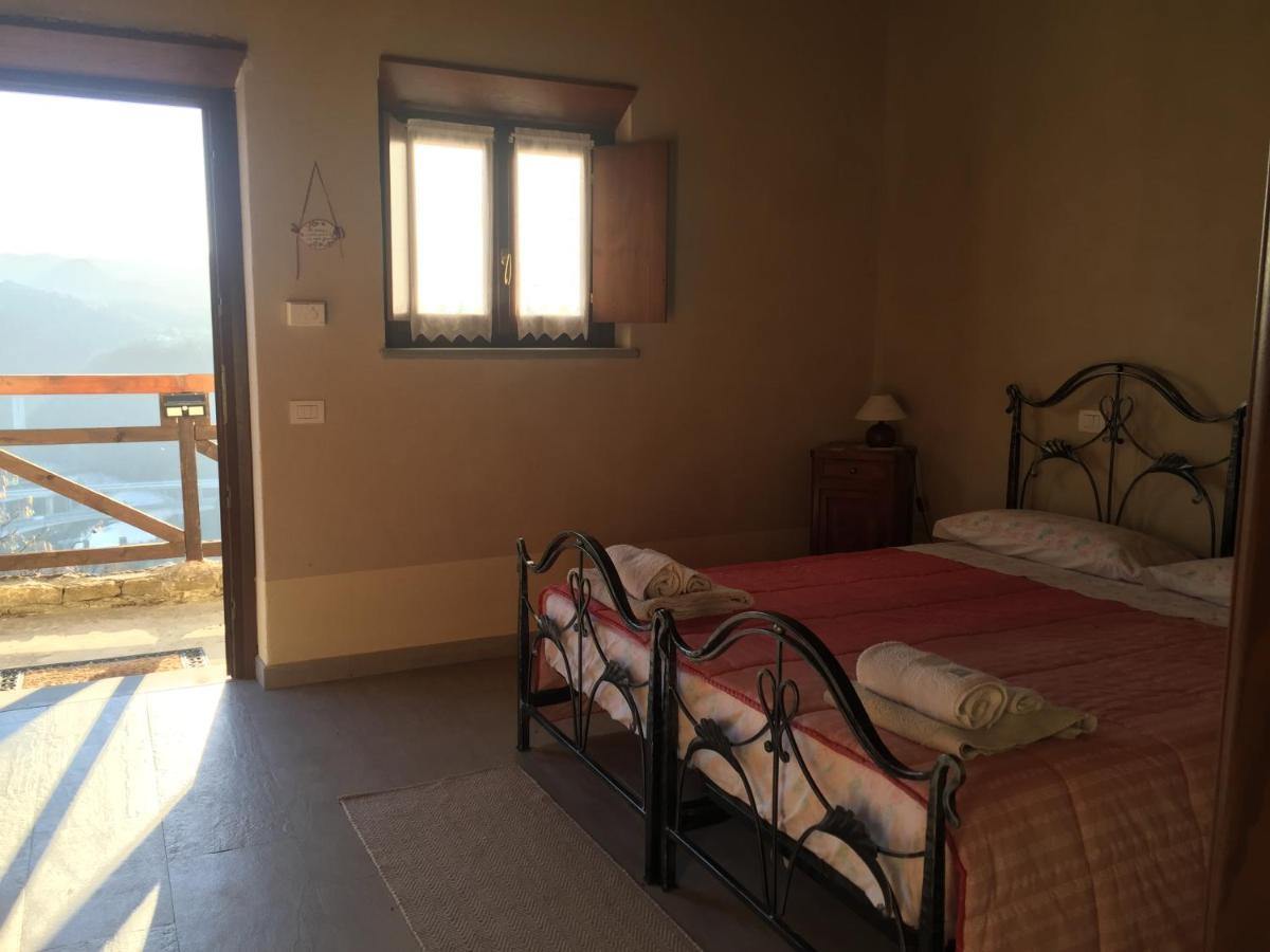 Residenza Cima Le Vigne Bed & Breakfast Millesimo Exterior photo